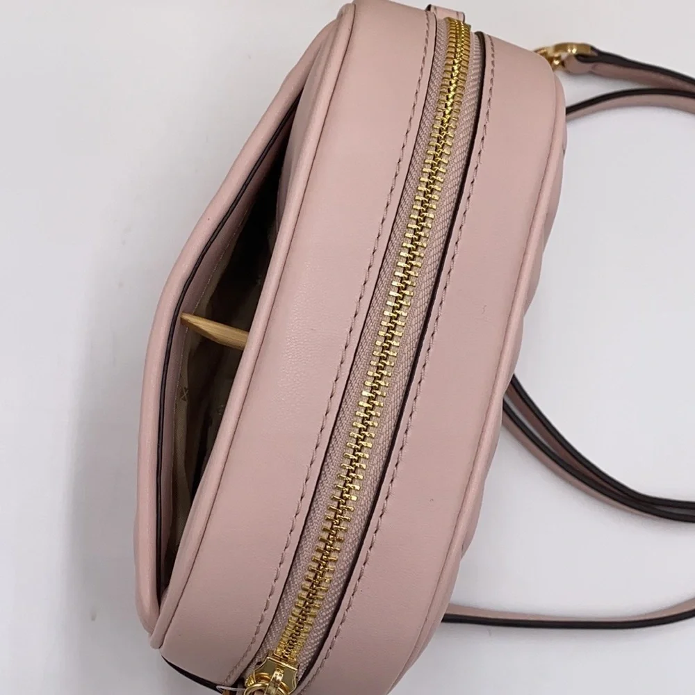 MICHAEL KORS ROSE SM OVAL CAMERA XBODY POWDER BLS - Picture 7 of 16
